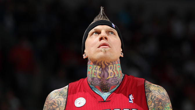 篮协发布声明：严厉打击针对女篮教练员和运动员的AI造谣行为（中国篮协严正声明：重拳打击针对女篮教练与球员的AI谣言）