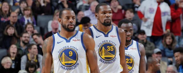 8场首发惊艳亮相！倪非凡一传进步大，但关键局仍靠老将（连续8场首发表现惊艳！倪非凡一传显著提升，关键时刻仍需老将托底）