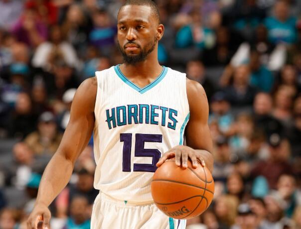 F1卡塔尔冲刺赛：皮亚斯特里夺冠！诺里斯第3，维斯塔潘第4（F1卡塔尔冲刺赛：皮亚斯特里称雄，诺里斯第三，维斯塔潘第四）