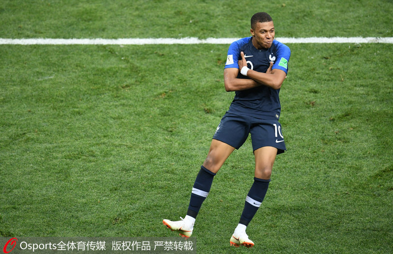 足球国足伤病名单更新，两人基本无缘