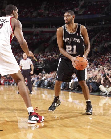 穆里尼奥：平局是我们的责任，但裁判也犯了明显的错误（穆里尼奥：平局我们该负责，但裁判也有明显失误）